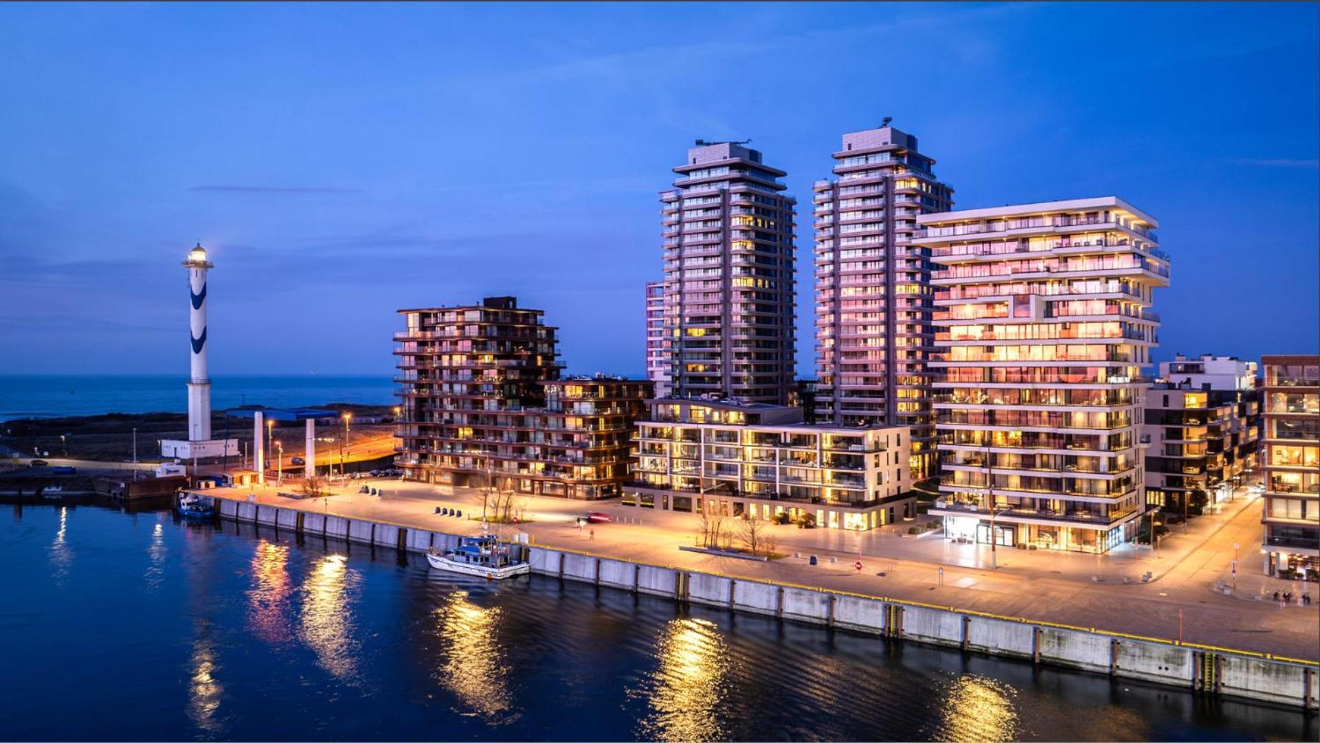 Central Park Tower Sea View Residence With Pool And Gym Остенде Экстерьер фото